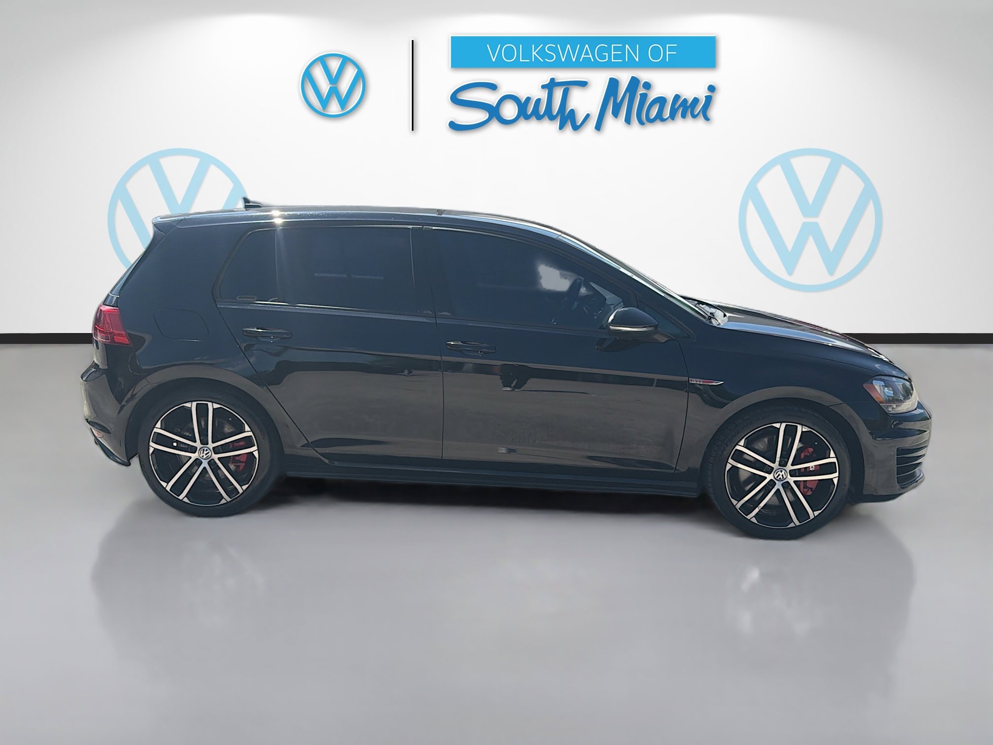 Used 2017 Volkswagen GTI Sport FWD image 8
