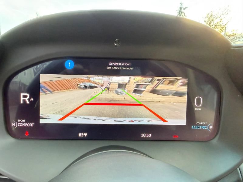 Used 2023 McLaren Artura image 22