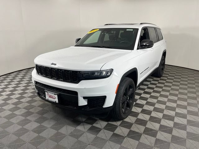 Used 2023 Jeep Grand Cherokee L Laredo AWD/4WD image 3