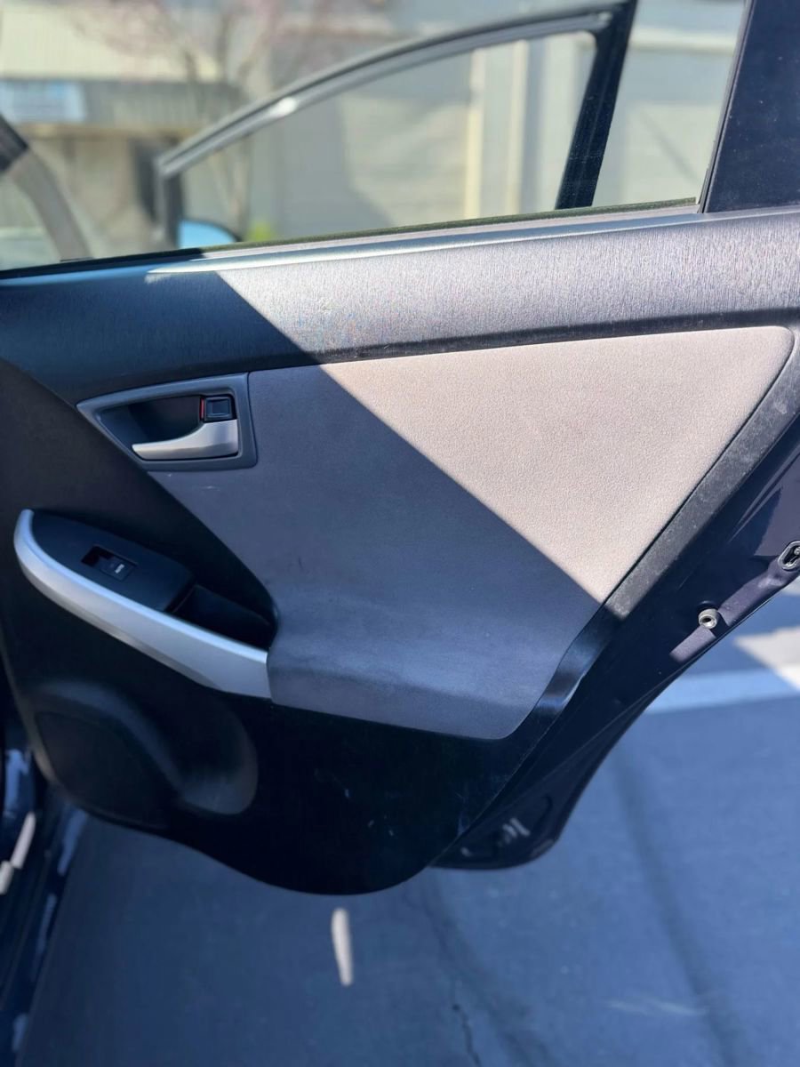 Used 2014 Toyota Prius Two image 12