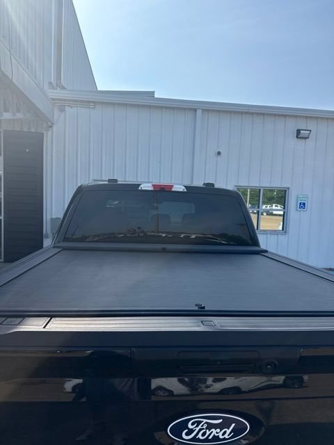 Used 2025 Ford F150 Lightning XLT AWD/4WD image 6