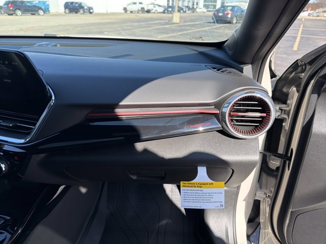 New 2026 Chevrolet Trax RS w/ Sunroof Package image 32