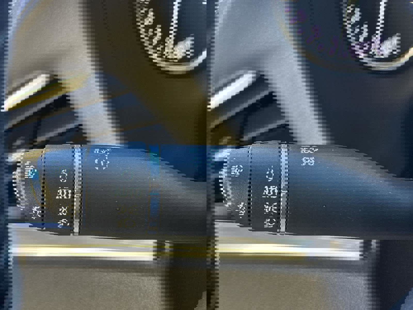 Used 2022 Buick Enclave Avenir w/ Avenir Technology Package image 27