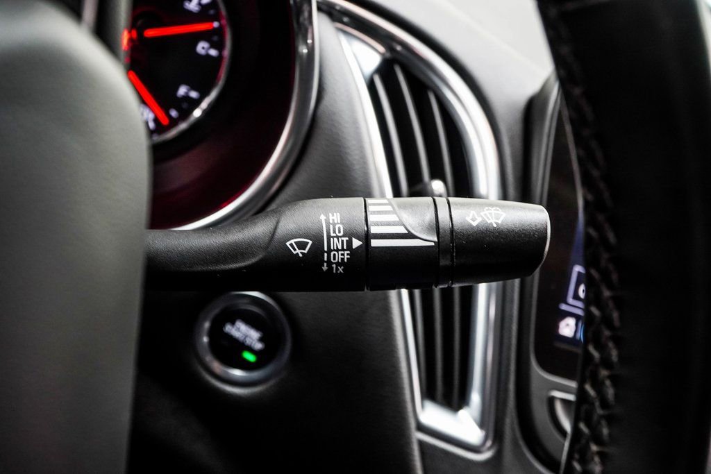 Used 2024 Chevrolet Malibu LT FWD image 34