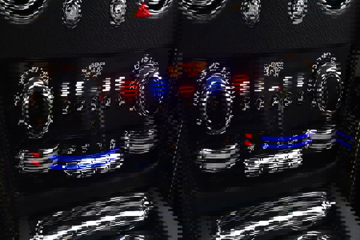 Used 2024 Rolls-Royce Cullinan Black Badge image 57