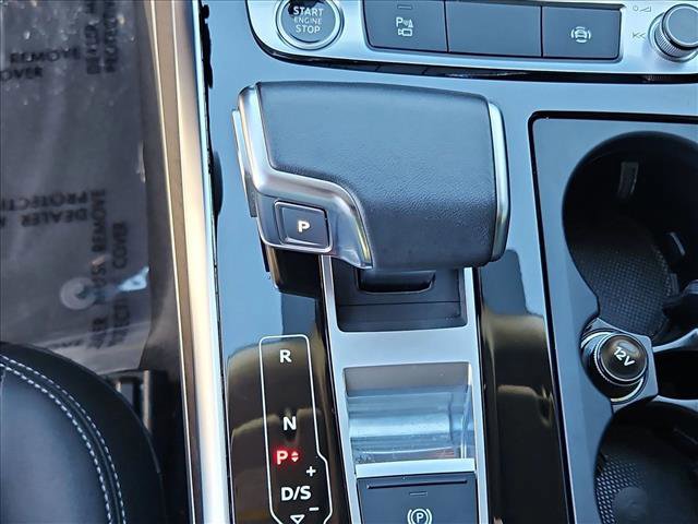 Used 2023 Audi Q8 Premium w/ Convenience Package image 11