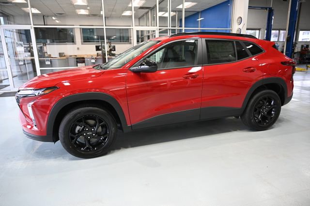 New 2026 Chevrolet Trax LT w/ Driver Confidence Package FWD image 7