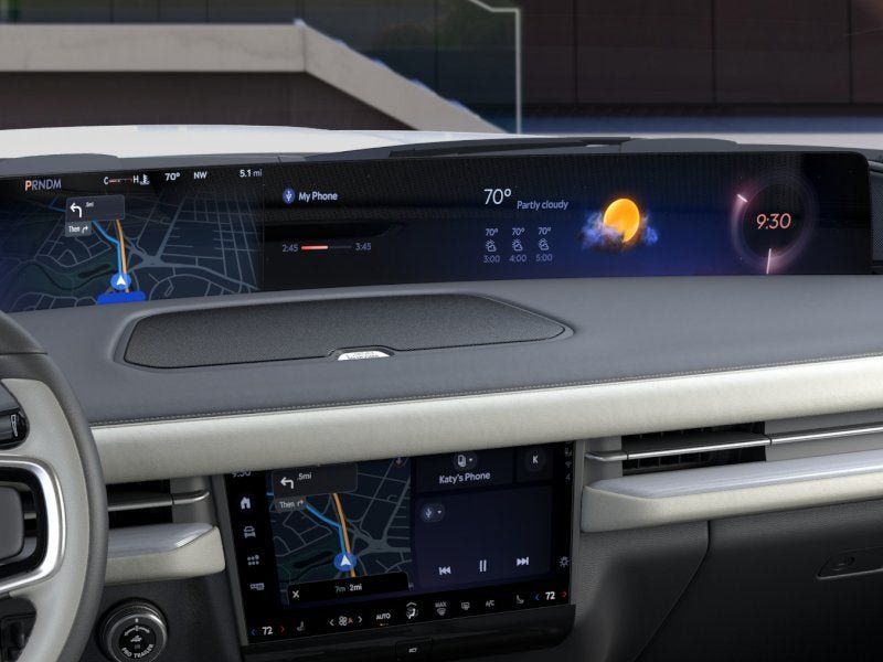 New 2026 Lincoln Navigator Premiere AWD/4WD image 14