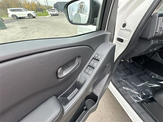 New 2026 Nissan Frontier S image 13