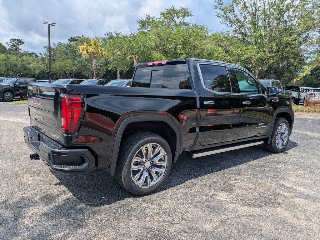 New 2026 GMC Sierra 1500 Denali w/ Denali Reserve Package AWD/4WD image 4