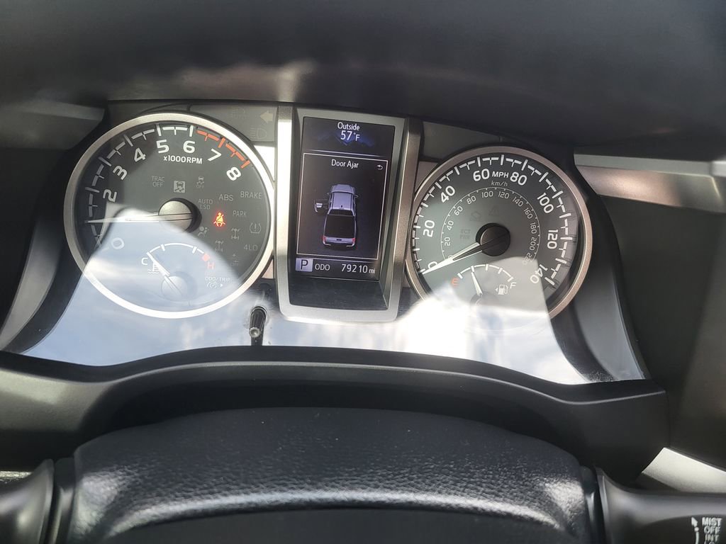Certified 2020 Toyota Tacoma SR5 image 14