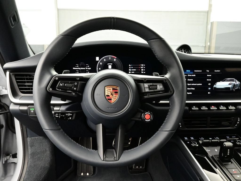 Certified 2026 Porsche 911 Carrera GTS RWD image 8