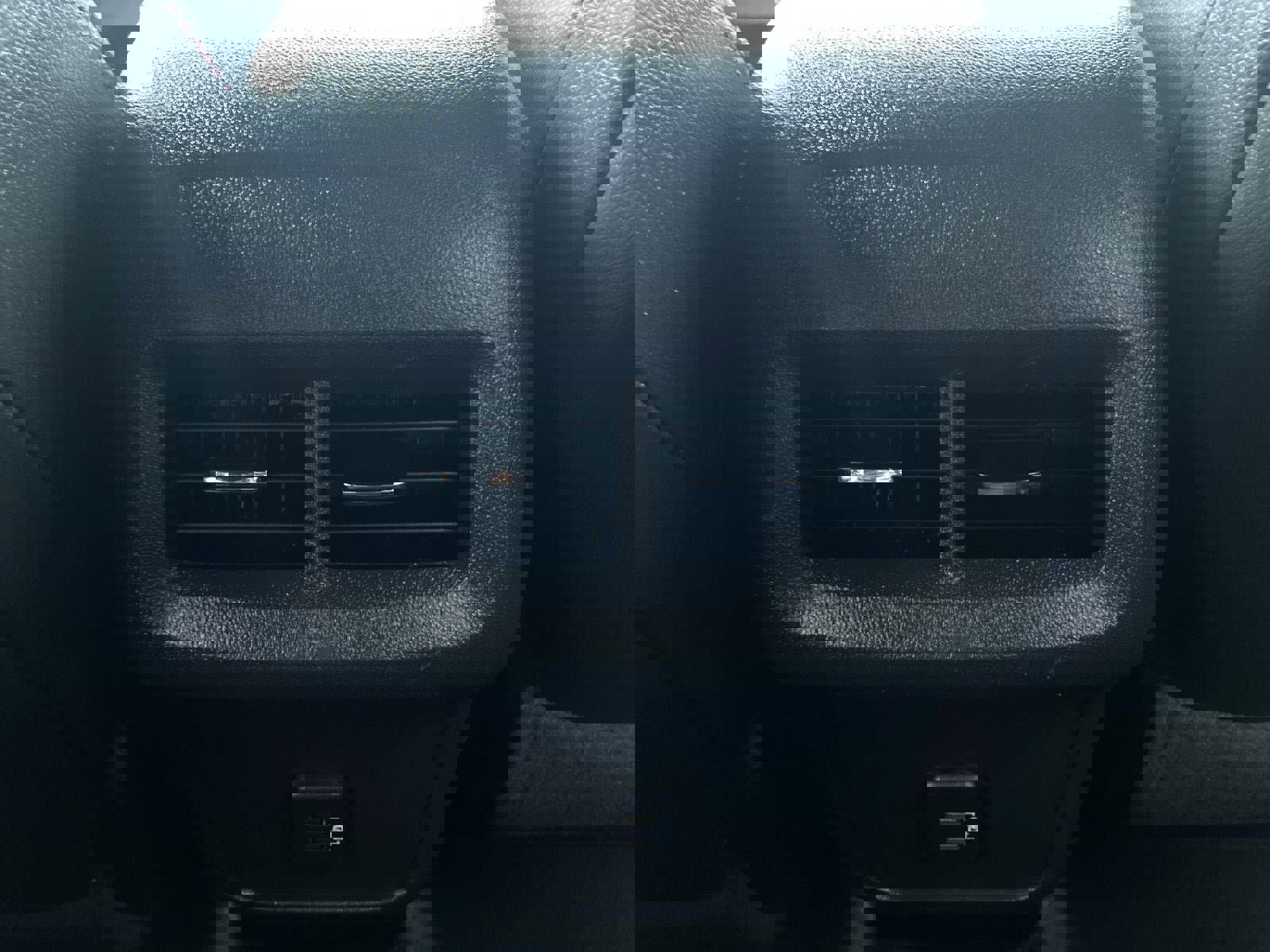 Used 2023 Chevrolet Equinox RS image 12