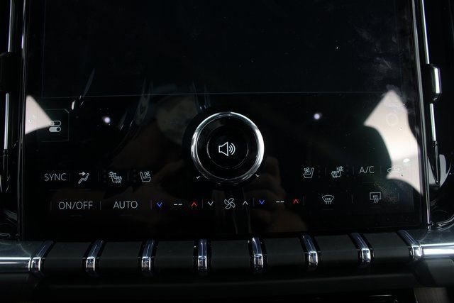 New 2026 GMC Yukon XL Denali w/ Sun & Power Step Package image 7