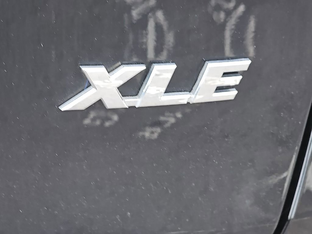 Used 2024 Toyota RAV4 XLE image 12