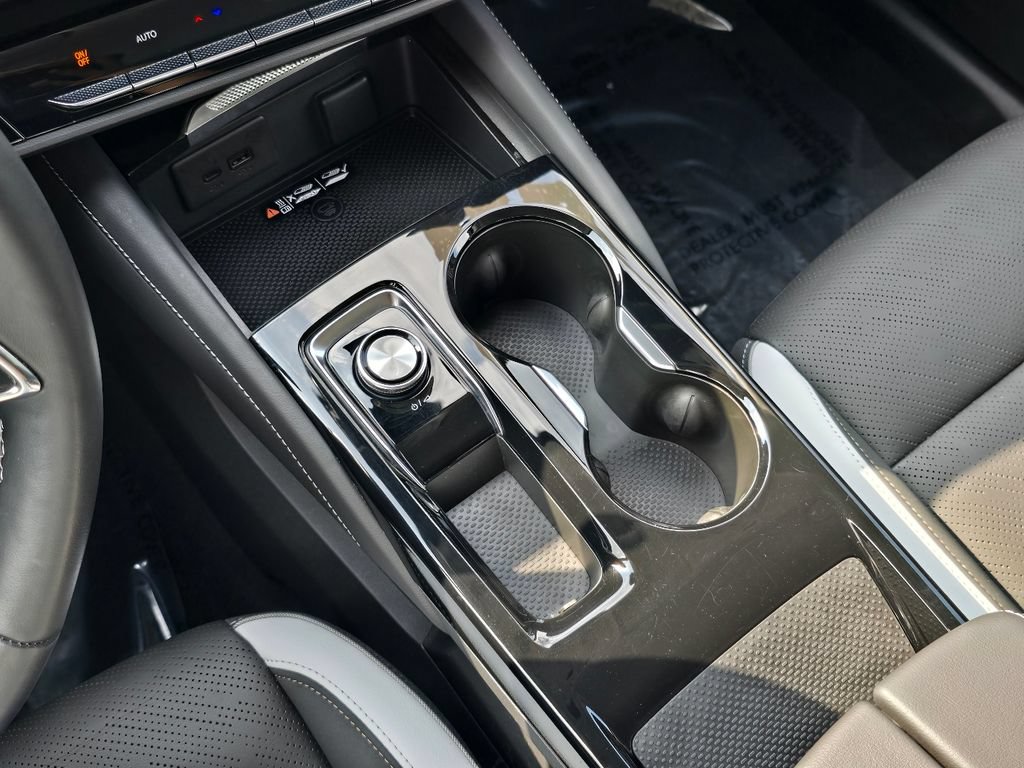 Certified 2025 Buick Envision Sport Touring AWD/4WD image 19