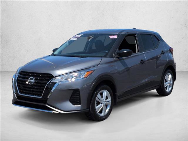 Used 2025 Nissan Kicks Play S FWD image 4