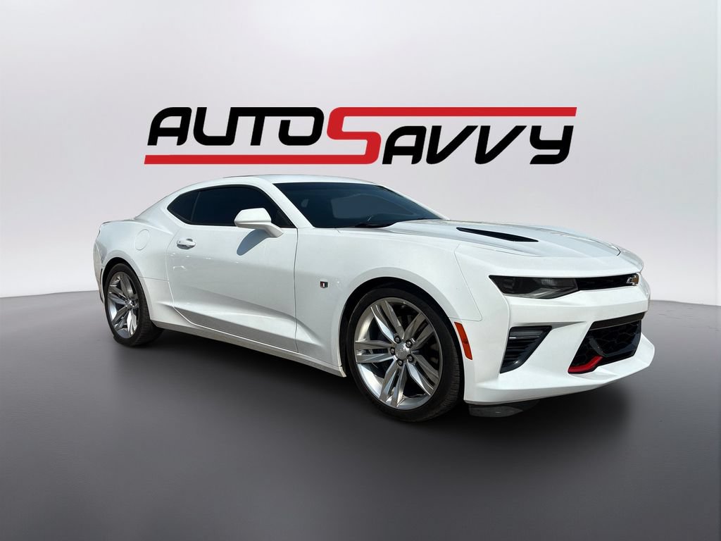 Used 2017 Chevrolet Camaro SS RWD image 3