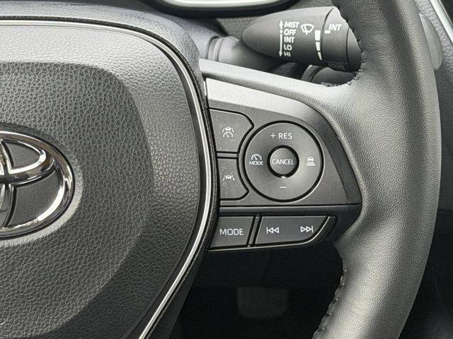 Certified 2025 Toyota Corolla XLE image 13