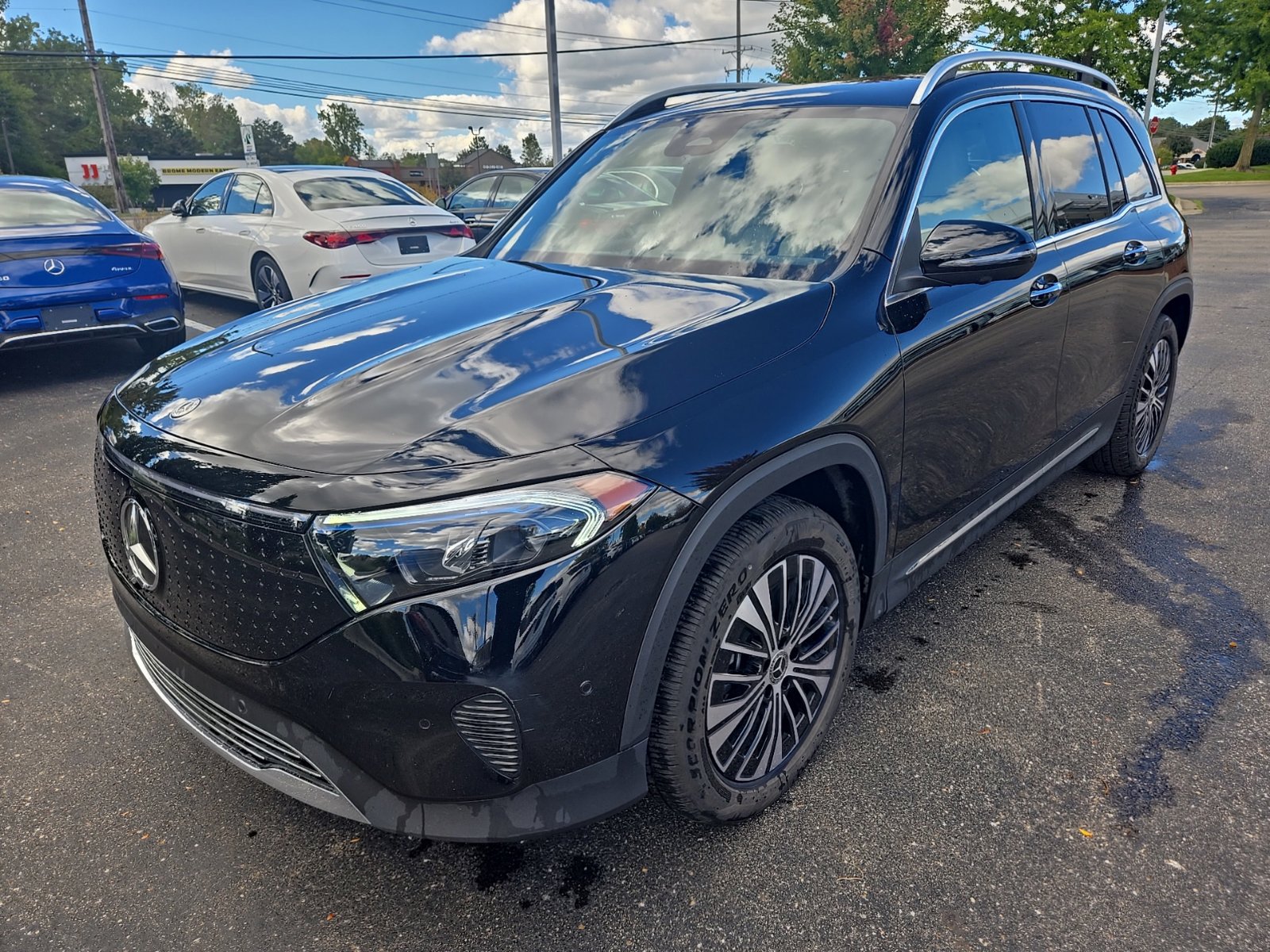 Used 2025 Mercedes-Benz EQB 300 4MATIC