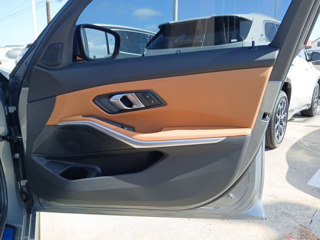 New 2026 BMW 330i Sedan w/ M Sport Package RWD image 16