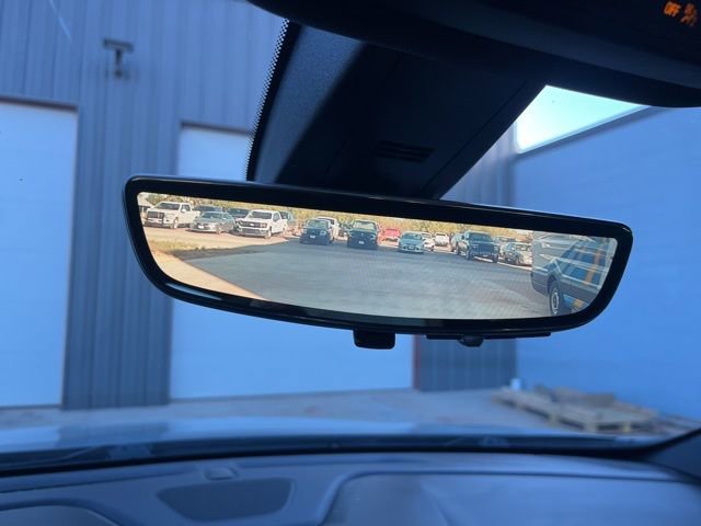 Used 2023 Chevrolet Traverse RS image 14