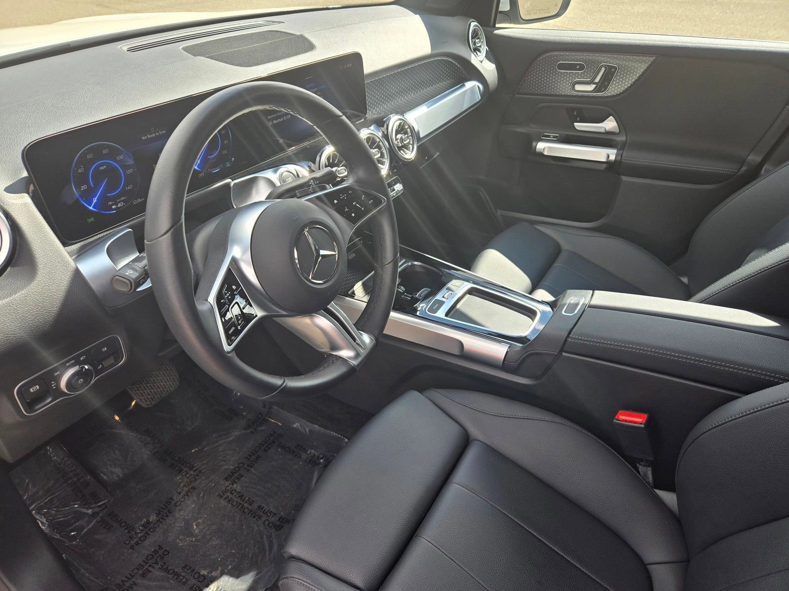 Used 2024 Mercedes-Benz EQB 300 4MATIC image 14