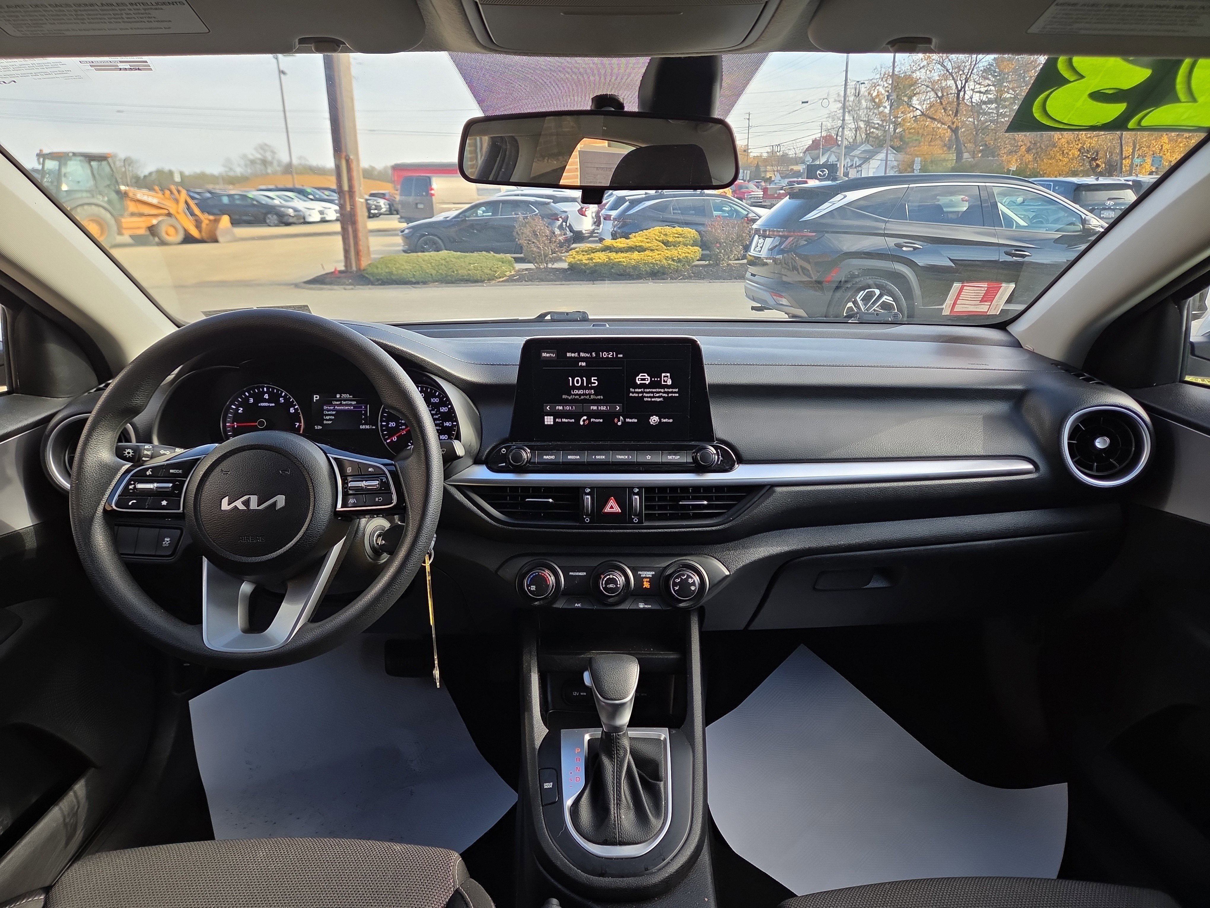 Used 2023 Kia Forte LXS image 13