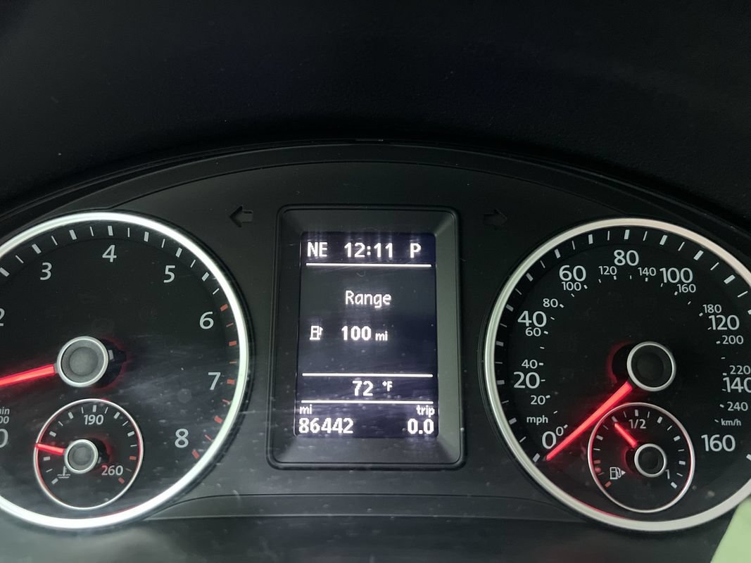 Used 2017 Volkswagen Tiguan Wolfsburg Edition AWD/4WD image 19