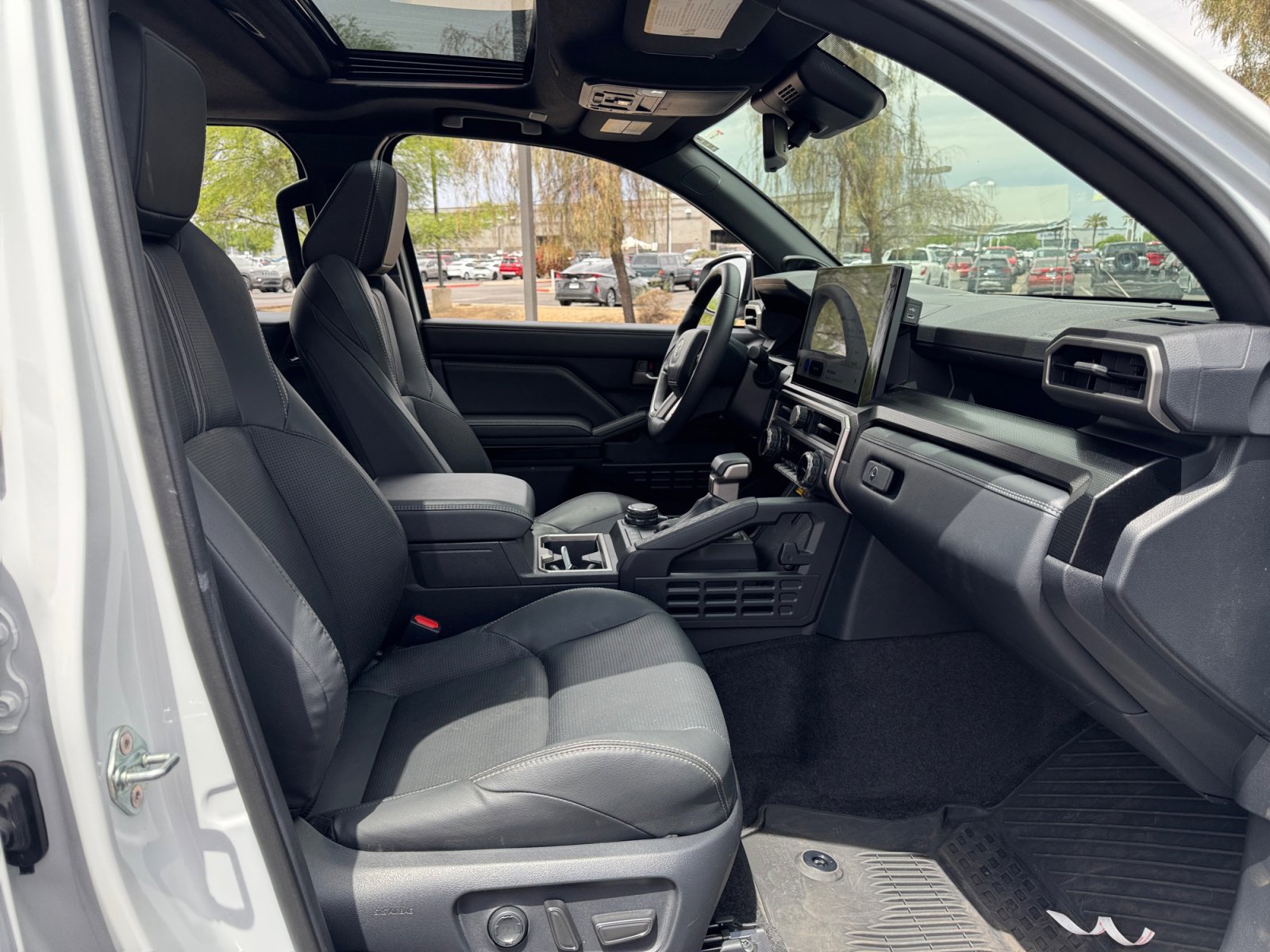 Certified 2025 Toyota 4Runner Limited AWD/4WD image 19