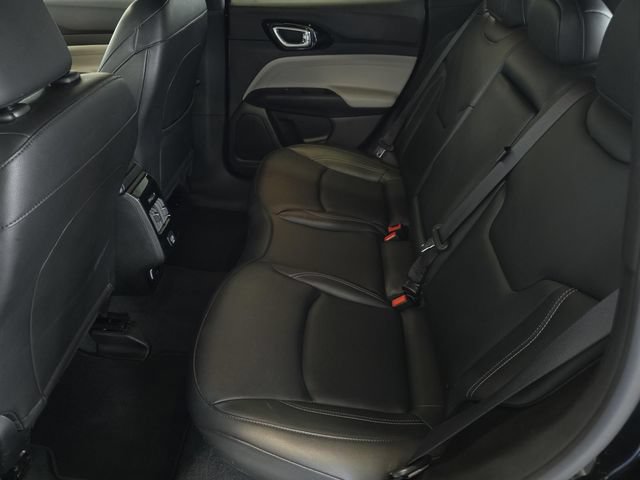 Used 2025 Jeep Compass Limited AWD/4WD image 27