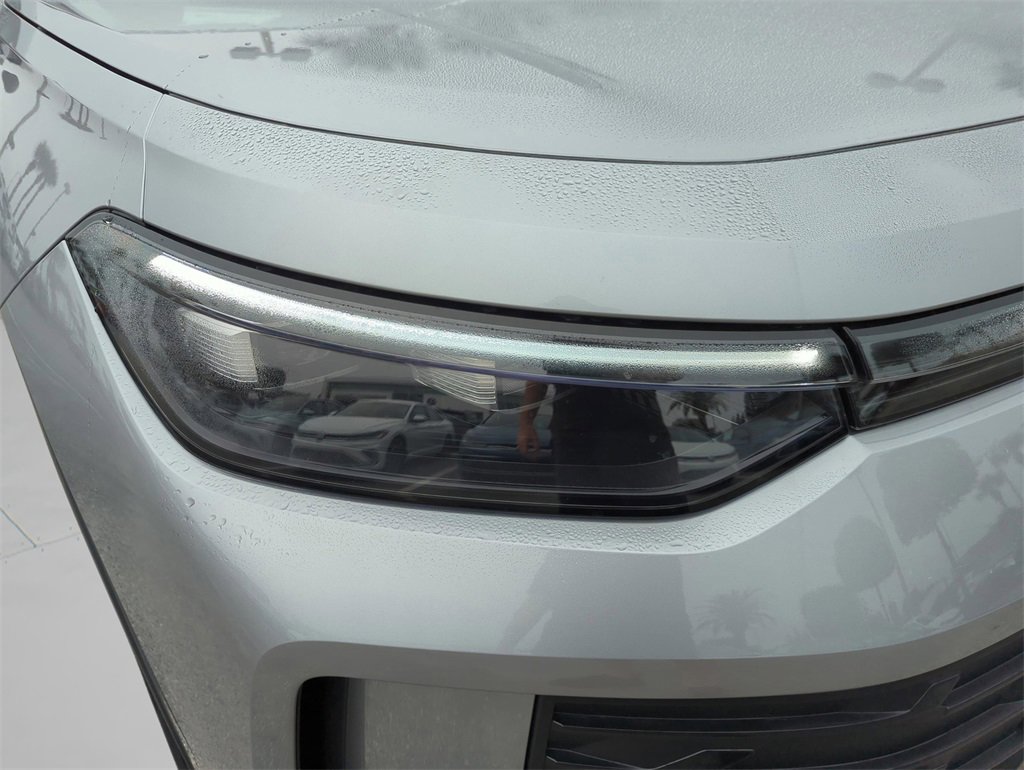 New 2026 Volkswagen Tiguan SE image 43