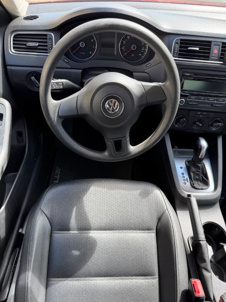 Used 2014 Volkswagen Jetta SE image 12