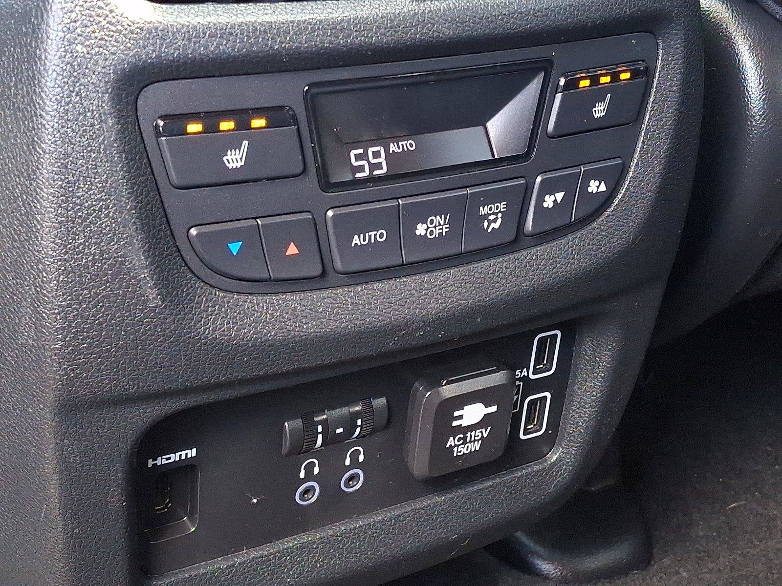 Used 2021 Honda Pilot Touring image 12
