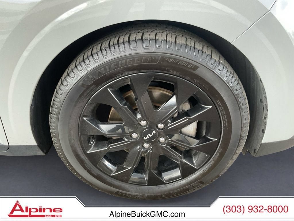 Used 2024 Kia Carnival SX Prestige FWD image 14