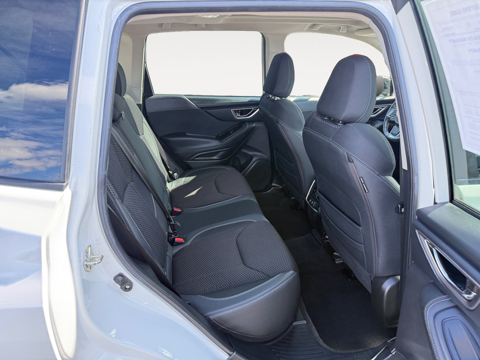 Used 2020 Subaru Forester Premium AWD/4WD image 18