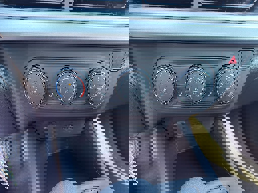 New 2026 Chevrolet Trax RS w/ Sunroof Package image 16