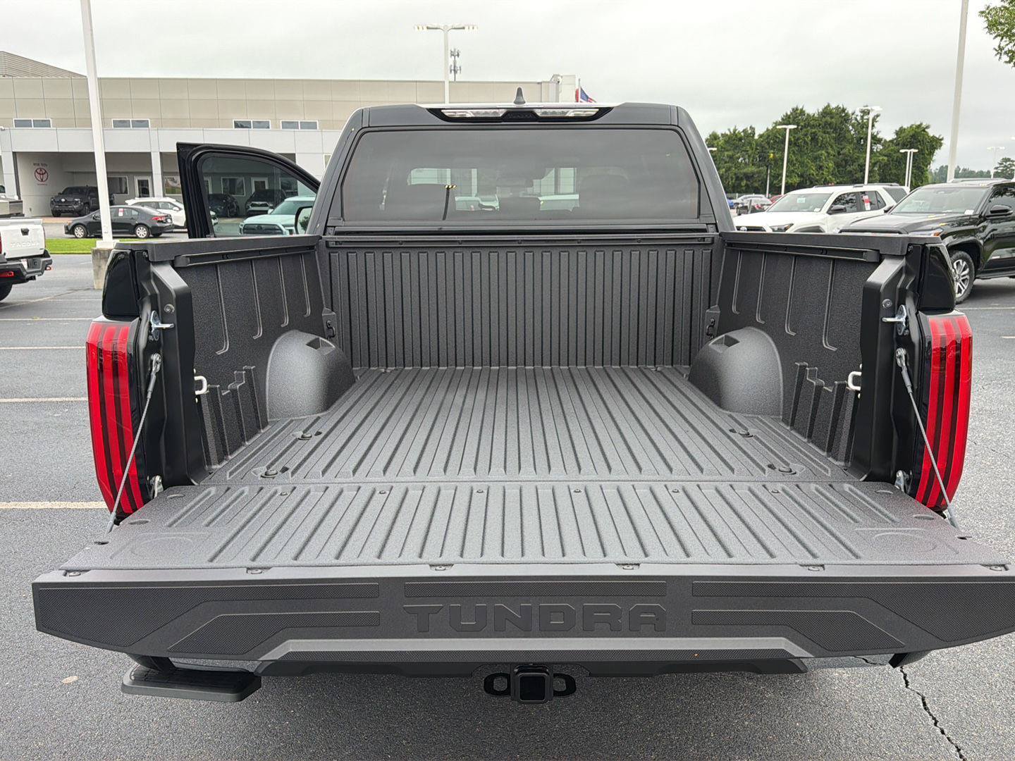 New 2026 Toyota Tundra SR5 w/ TRD Off-Road Package AWD/4WD image 30