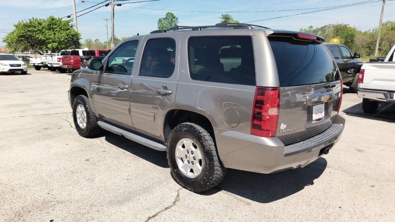 Used 2014 Chevrolet Tahoe LT w/ Luxury Package RWD image 3