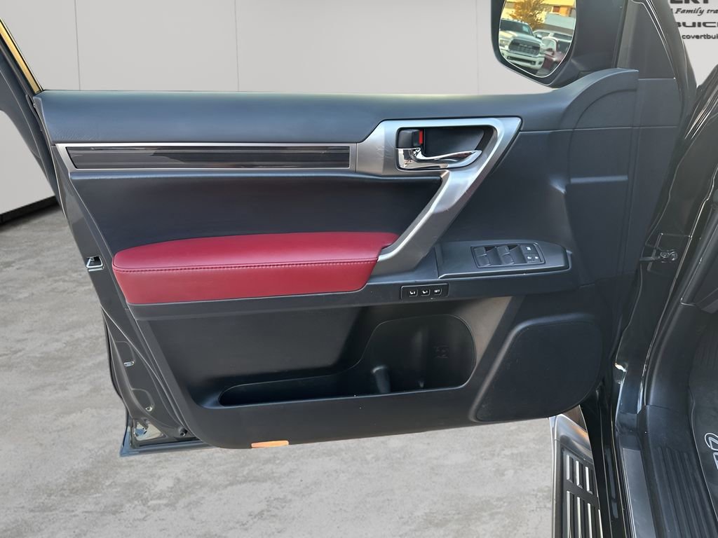 Used 2023 Lexus GX 460 Luxury image 25