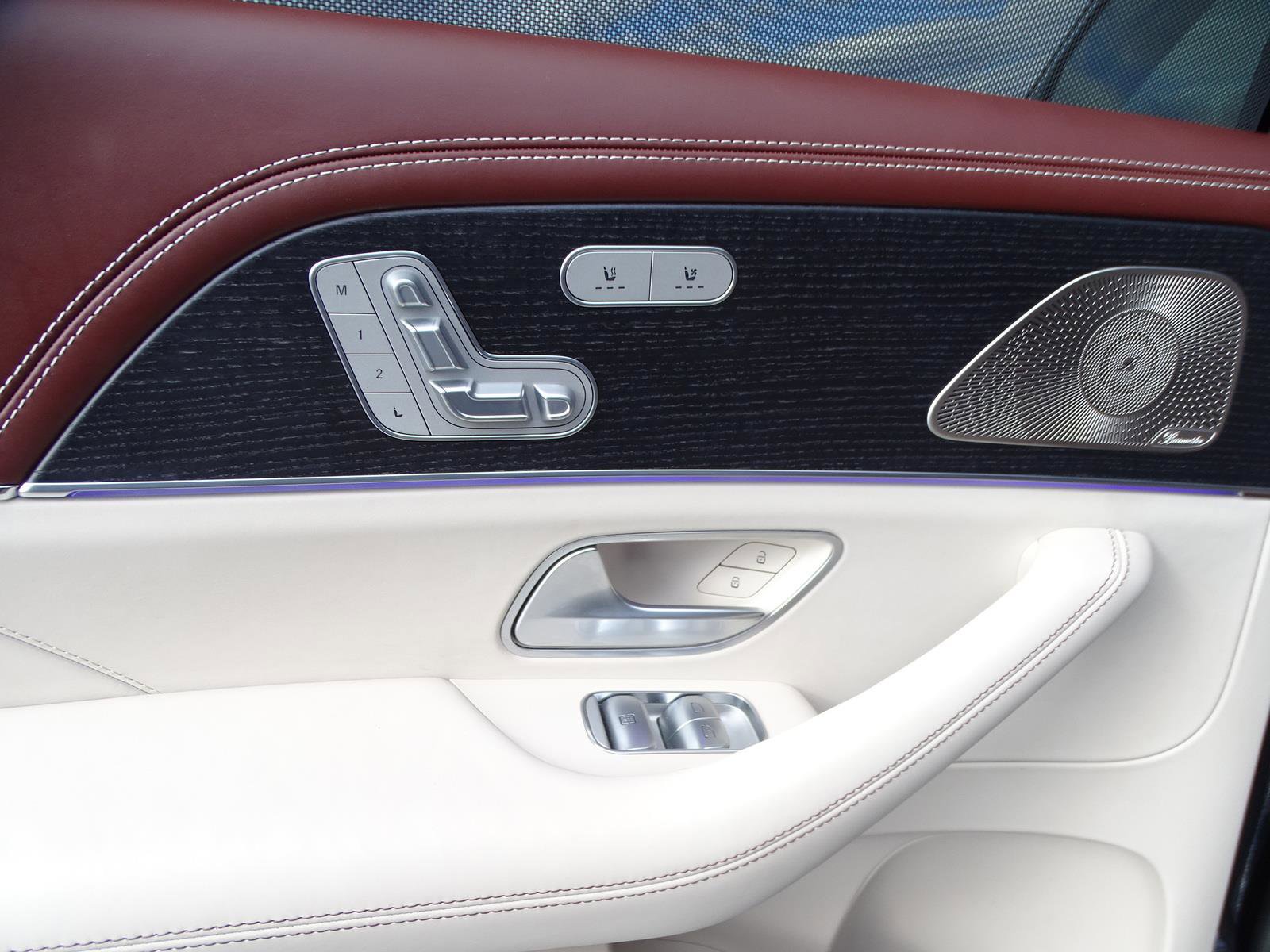 Used 2021 Mercedes-Benz Maybach GLS 600 4MATIC image 12