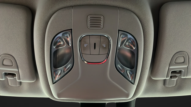 Used 2021 Jeep Compass Latitude FWD image 35