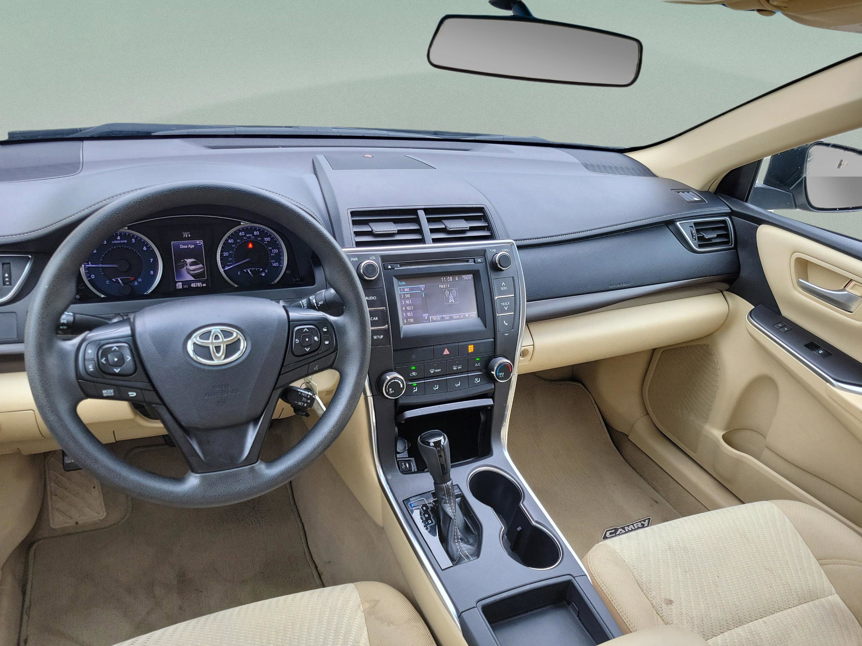 Used 2017 Toyota Camry LE FWD image 14