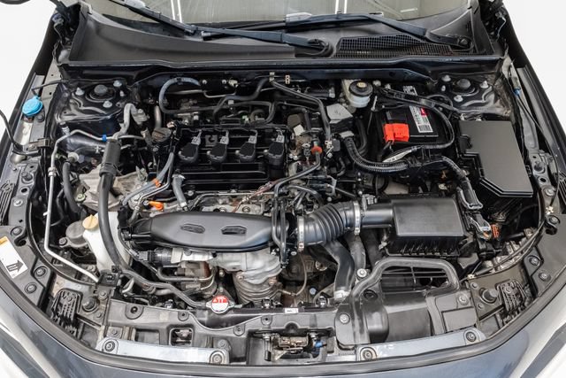 Used 2022 Honda Civic Touring image 3