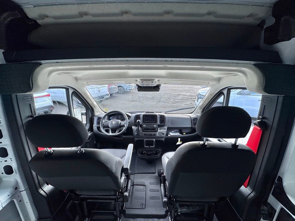 Used 2025 RAM ProMaster 2500 w/ Convenience Group FWD image 22