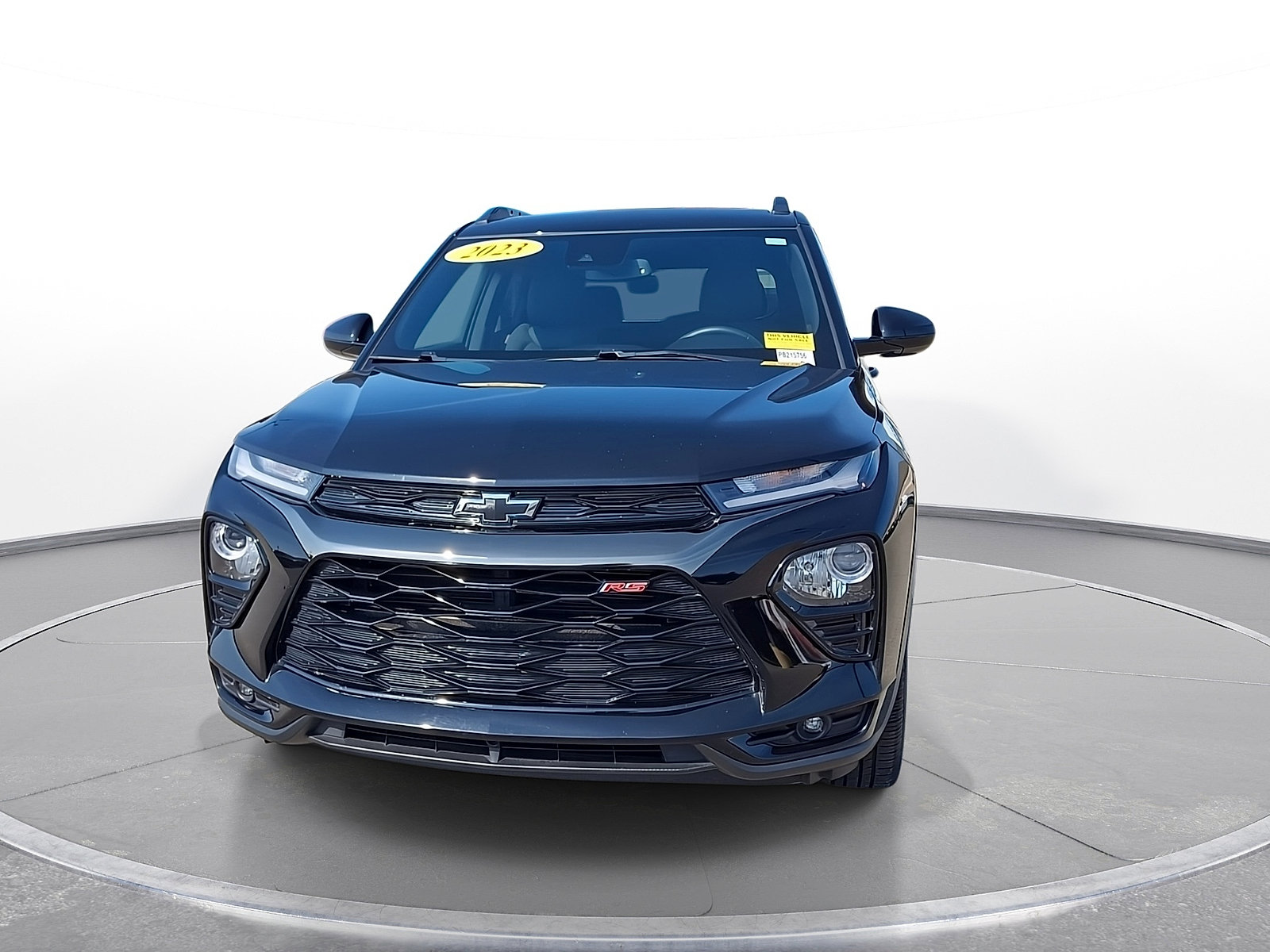 Used 2023 Chevrolet TrailBlazer RS w/ Sun and Liftgate Package AWD/4WD image 3