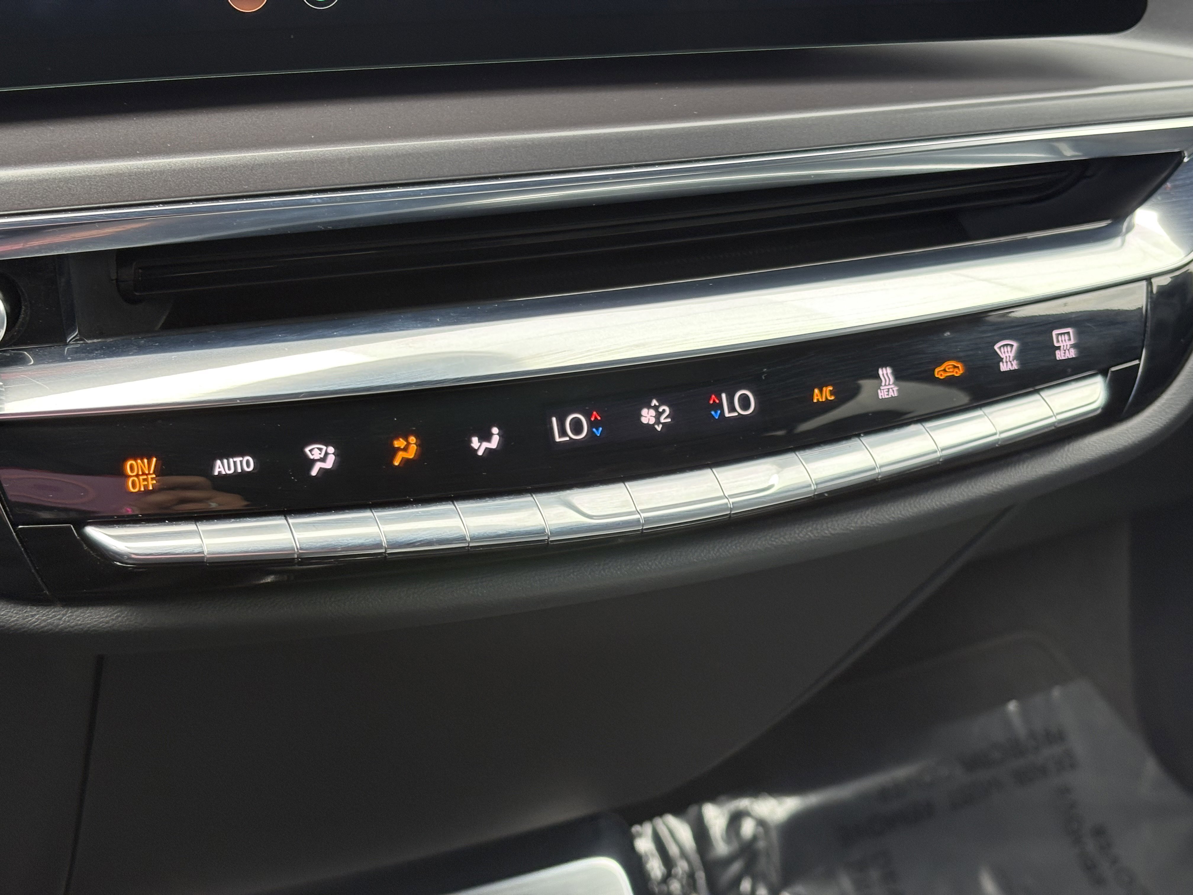Used 2024 Cadillac Lyriq Tech AWD/4WD image 22