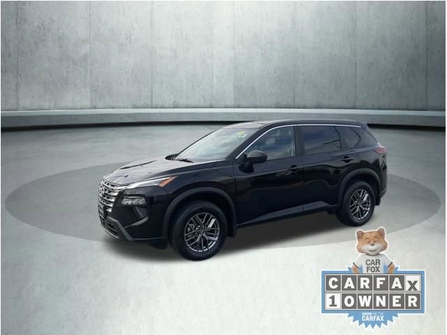 Used 2026 Nissan Rogue S AWD/4WD image 3