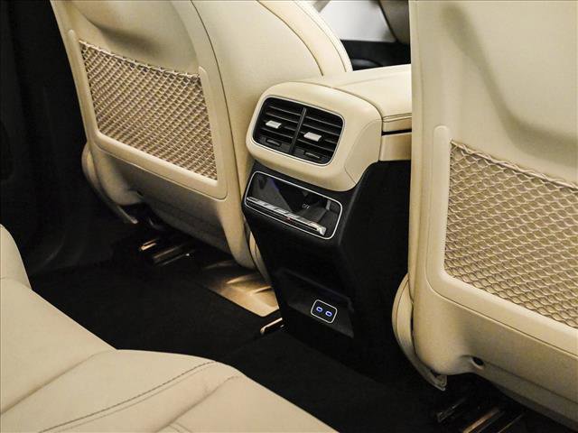 Certified 2024 Mercedes-Benz GLE 450e 4MATIC image 19