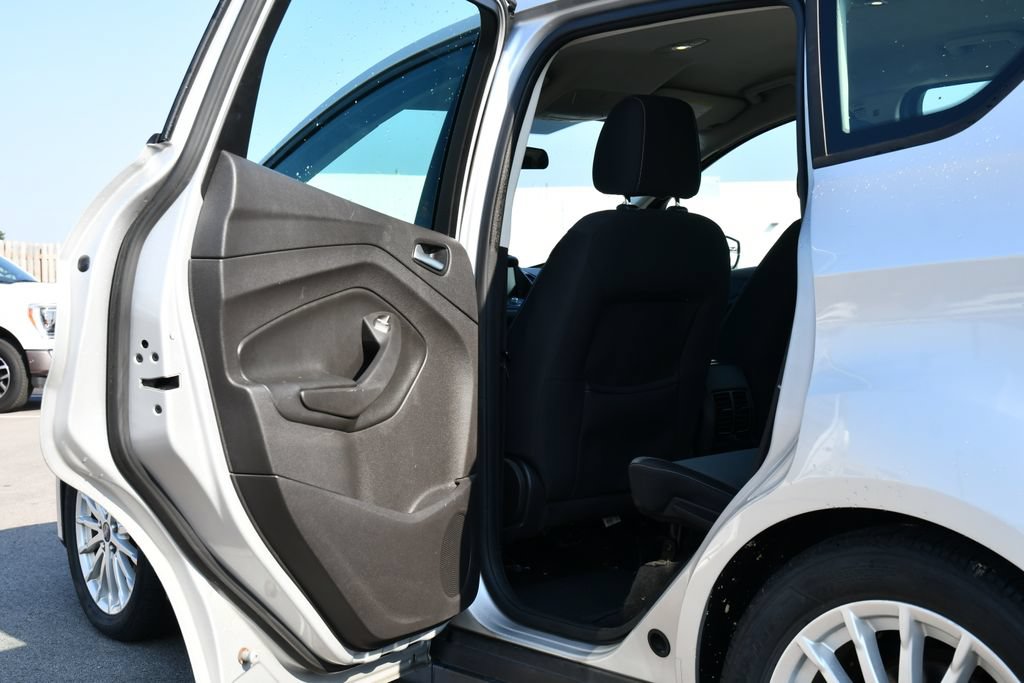 Used 2015 Ford C-MAX SE w/ Equipment Group 202A FWD image 15